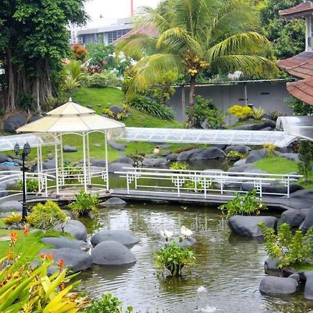 Hotel Merdeka Kediri Kediri  Εξωτερικό φωτογραφία